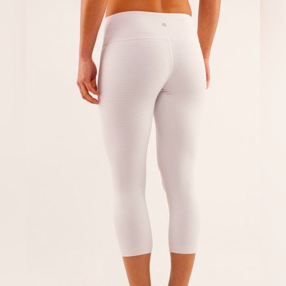 lululemon athletica Pants - Lululemon Wunder Under Crop Dune (Checked Cream/Beige) Leggings